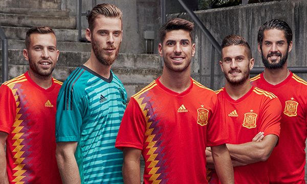 victoria Profeta Ordenador portátil Adidas revela la nueva camiseta de España para el Mundial de Rusia 2018 -  CMD Sport