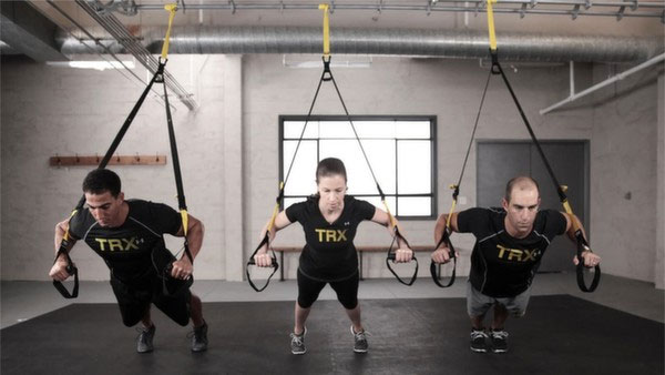Los 10 ejercicios fundamentales con TRX - CMD Sport