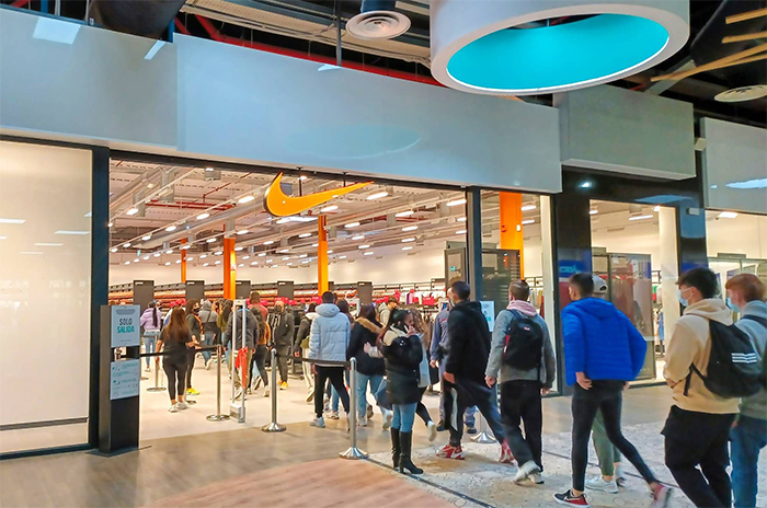 diario Con qué frecuencia Alcanzar Nike reabre en Alicante su única tienda Clearance en España - CMD Sport