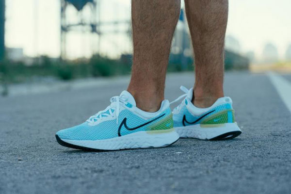 Señalan las zapatillas de running de Nike y Adidas como las más caras - CMD Sport