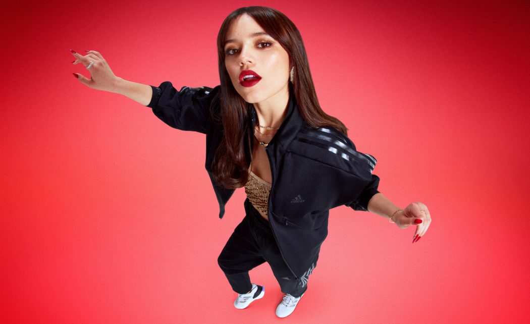 O Nombrar frágil Adidas lanza su nueva marca Adidas Sportwear de la mano de Jenna Ortega -  CMD Sport